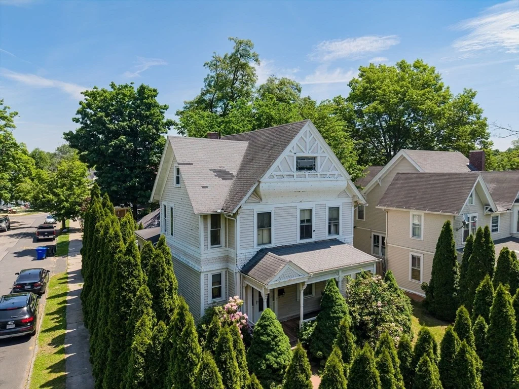 Photo of 415 Maple St