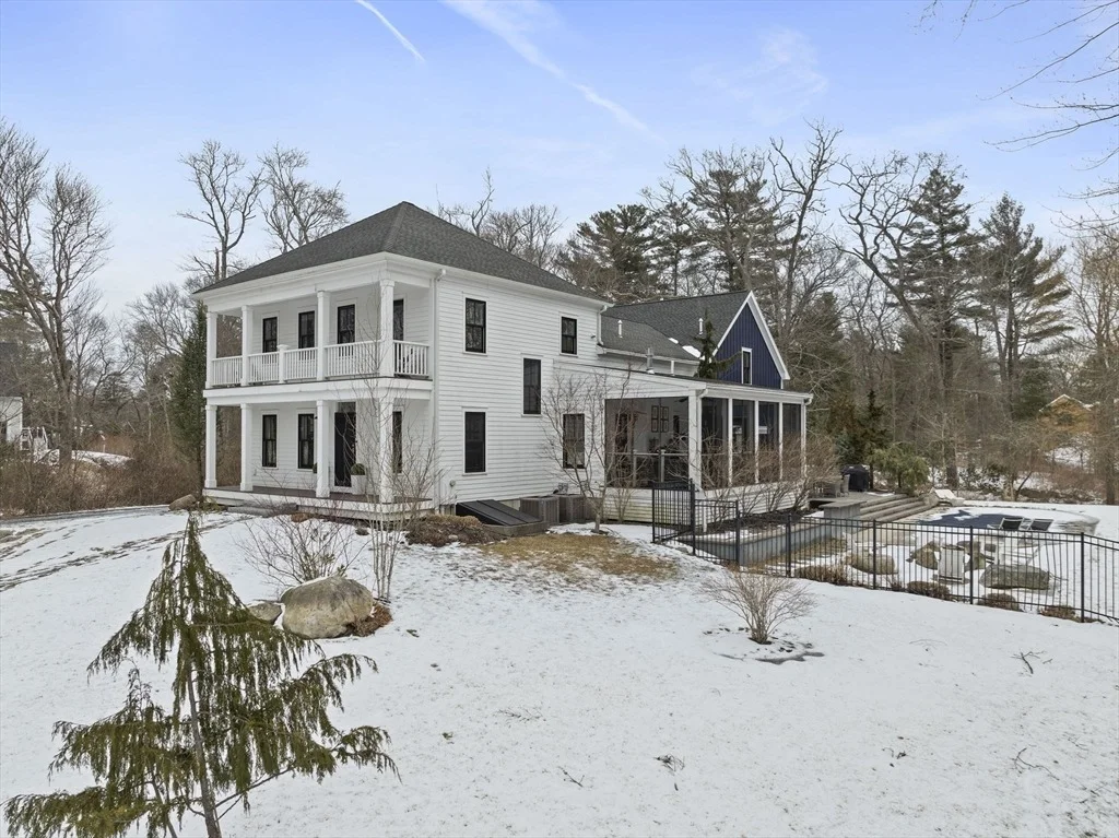 Photo of 229 Spring St