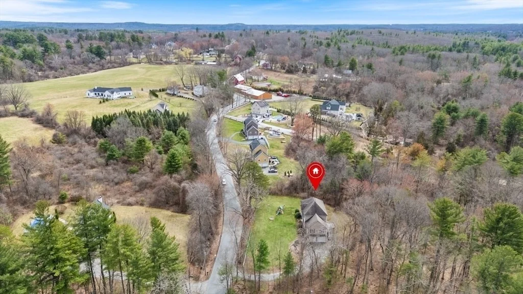 Photo of 380 Richardson Road