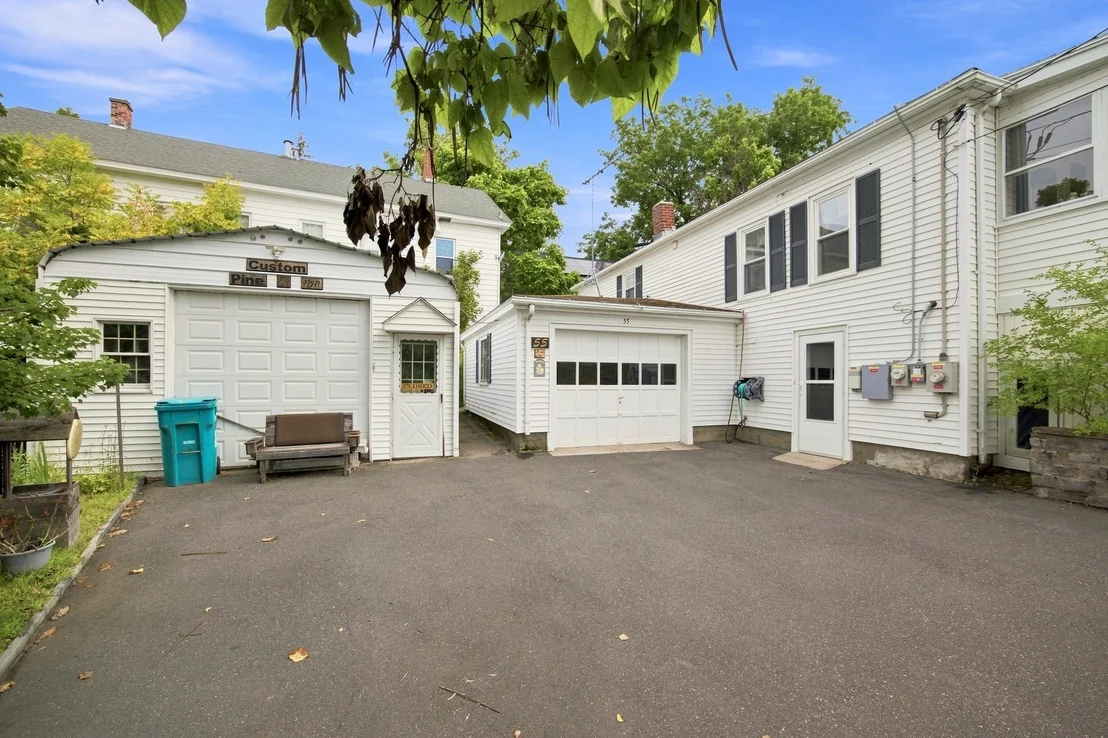 Photo of 55 Park Ave