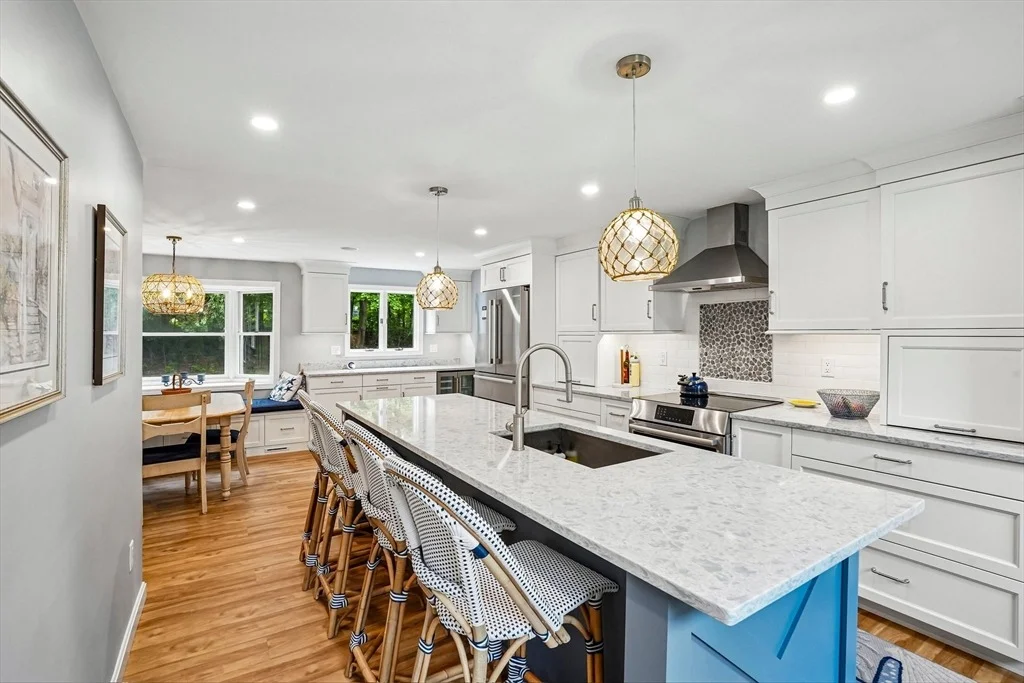 Photo of 2 Berkley Cir