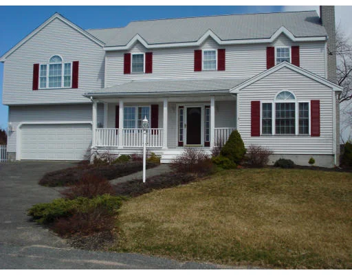 Photo of 332 Windward Dr