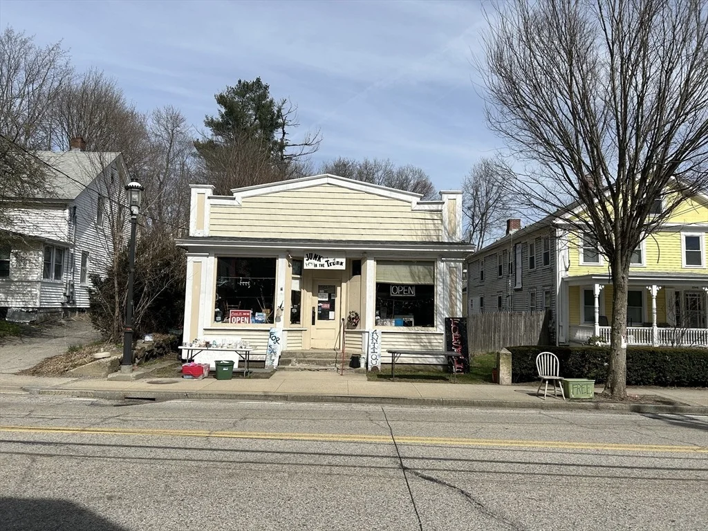 Photo of 2248 Providence Road
