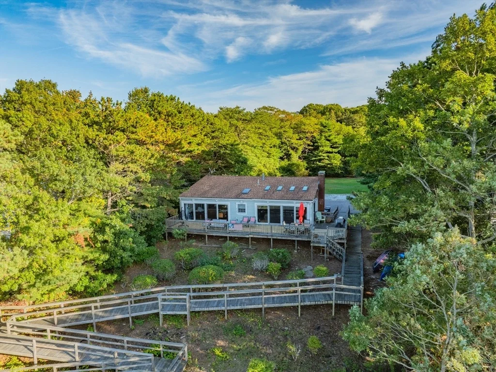 Photo of 42 Cayuga Ave