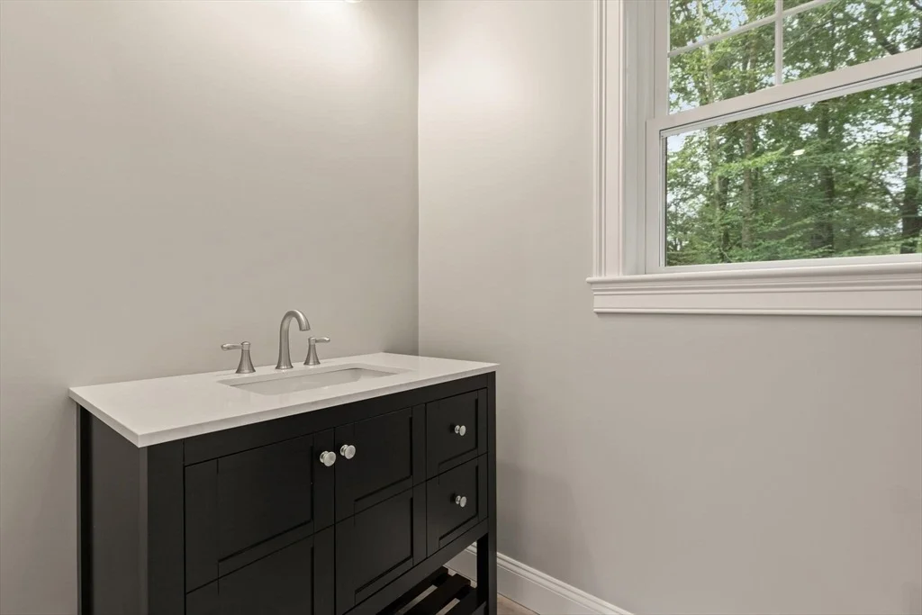 Photo of 8 Goodwin Dr
