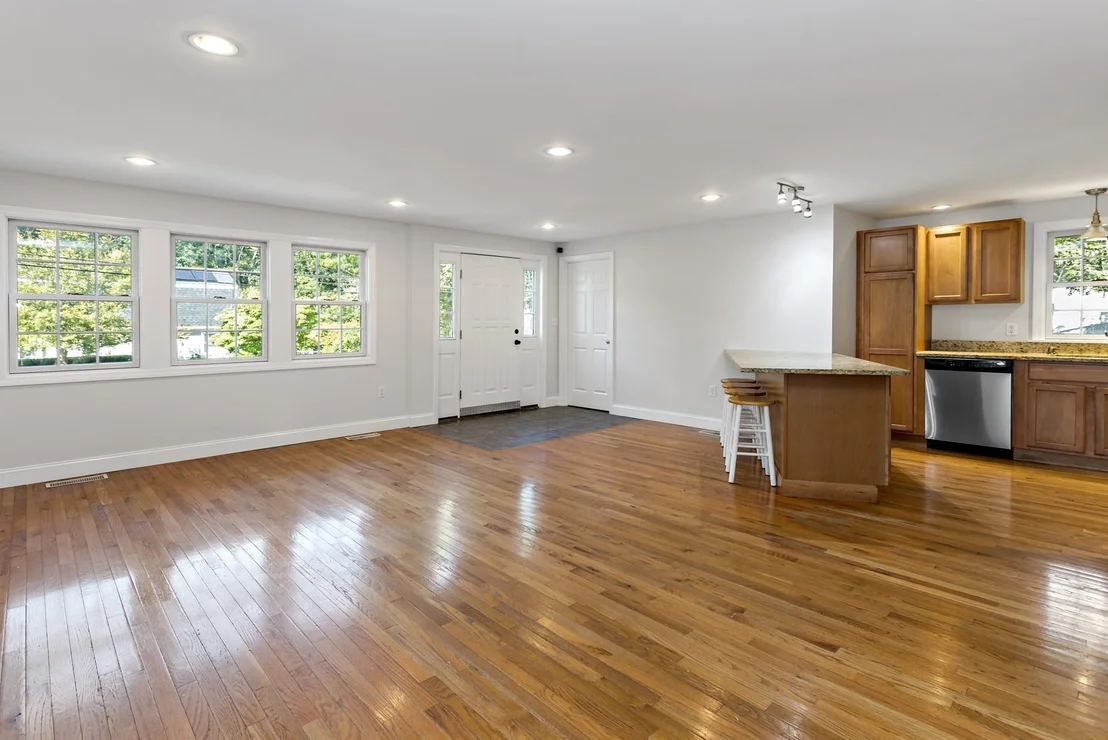 Photo of 43 Forest Dr