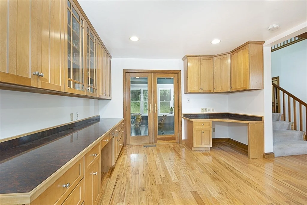 Photo of 18 Crestview Dr
