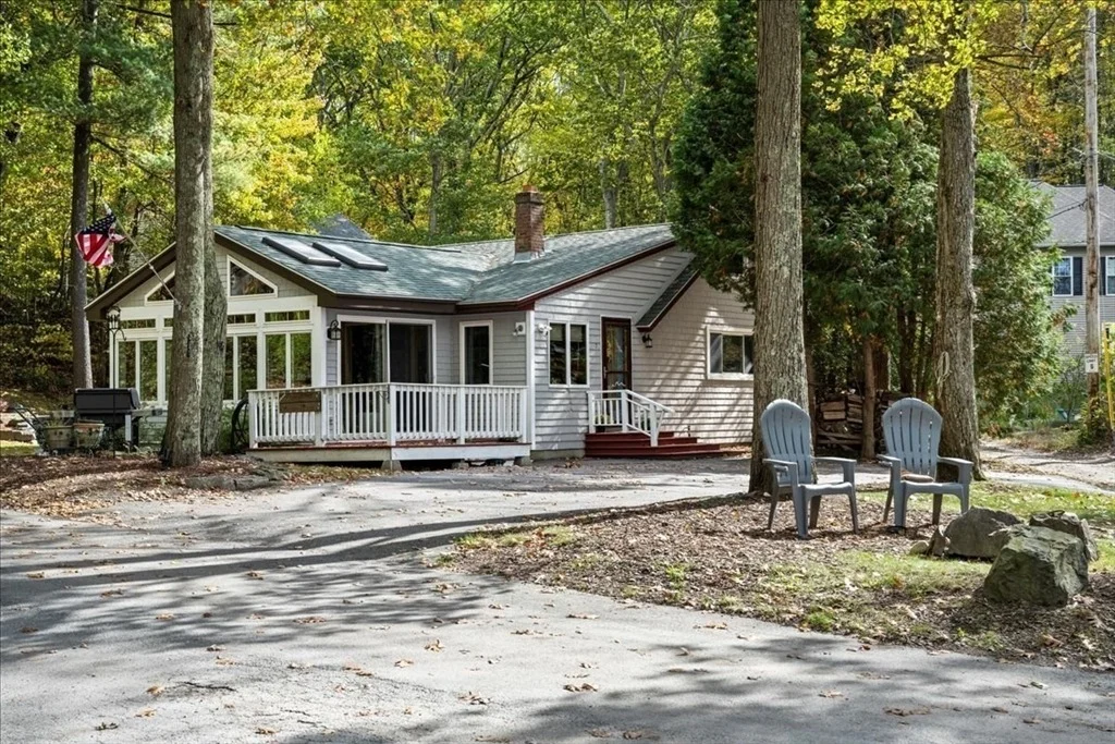 Photo of 7 Lawson Ave