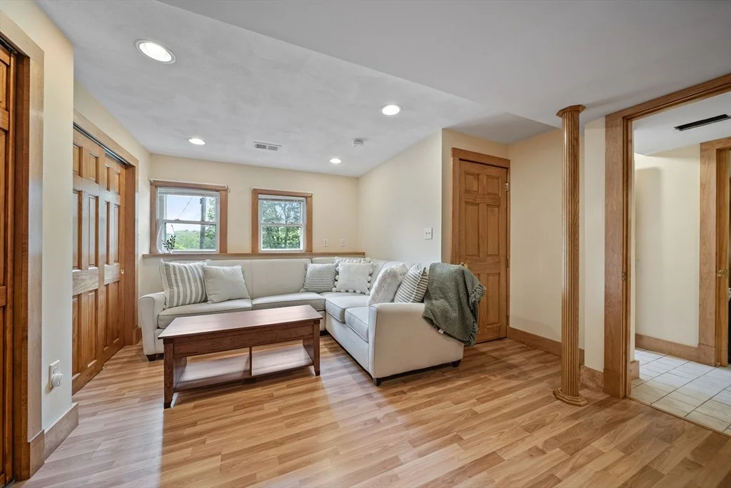 Photo of 21 Cannon View Cir
