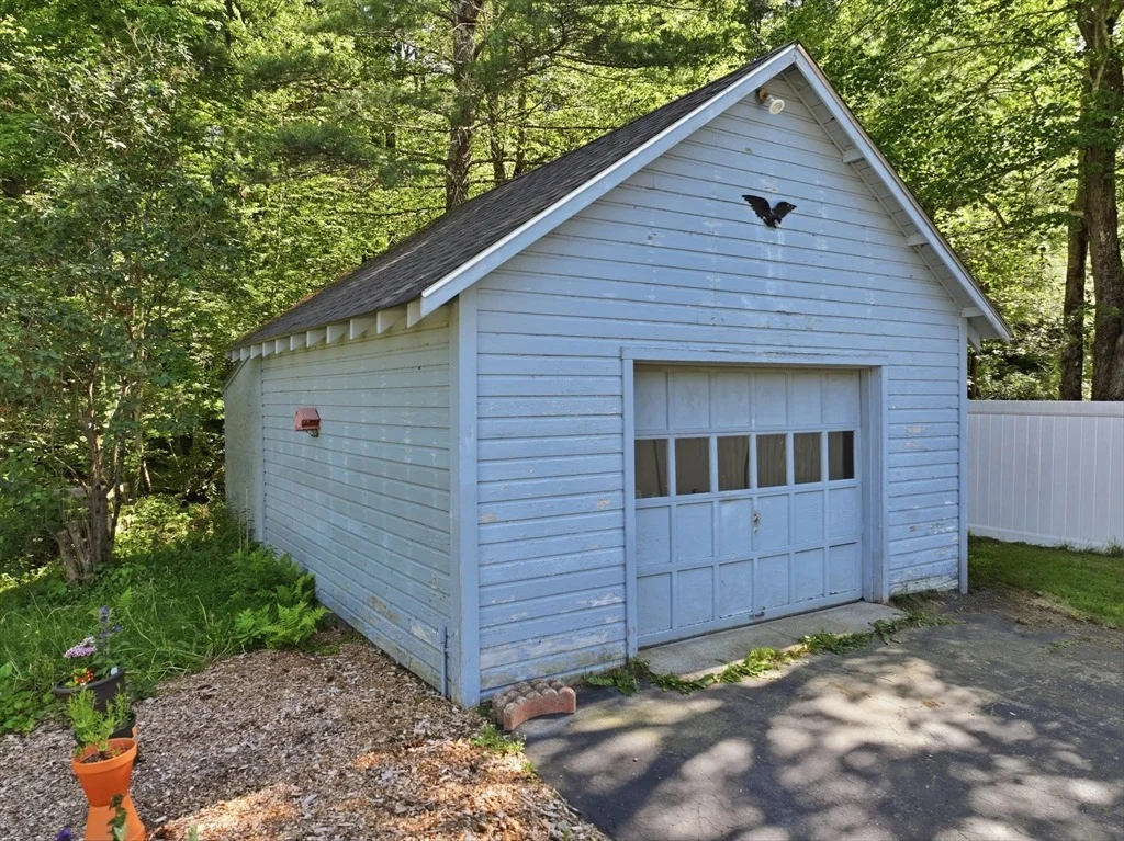 Photo of 151 Narrows Rd