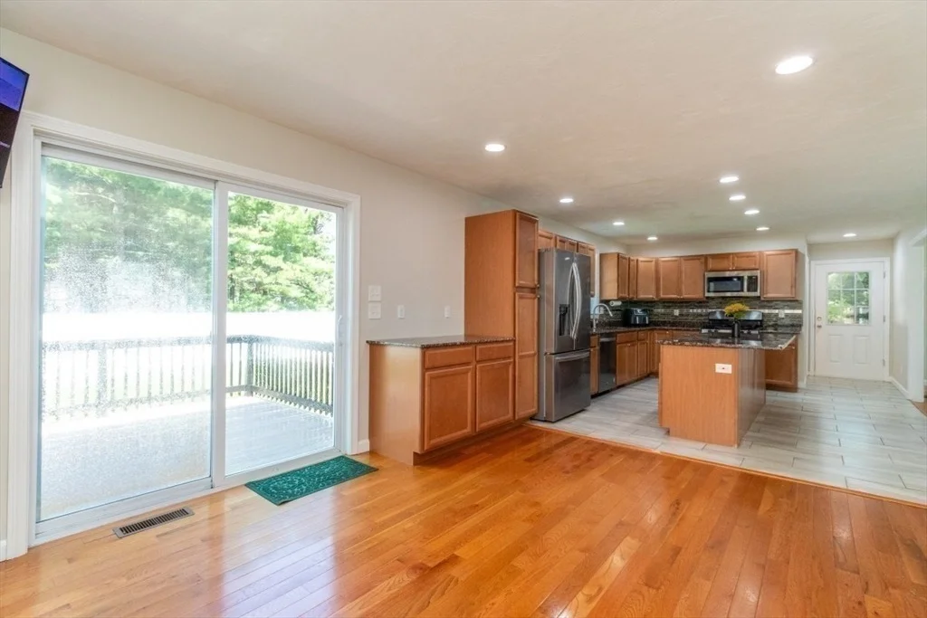 Photo of 264 Charge Pond Rd