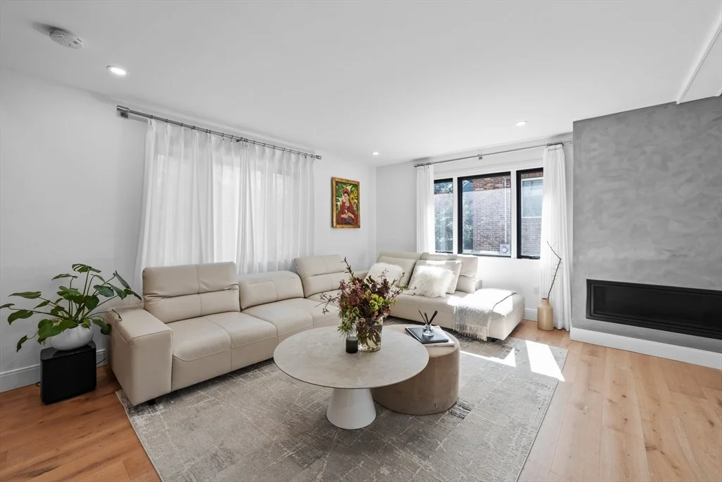 Photo of 45 Rowena Rd
