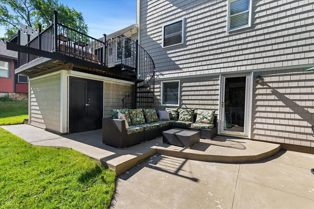 Photo of 65 May St