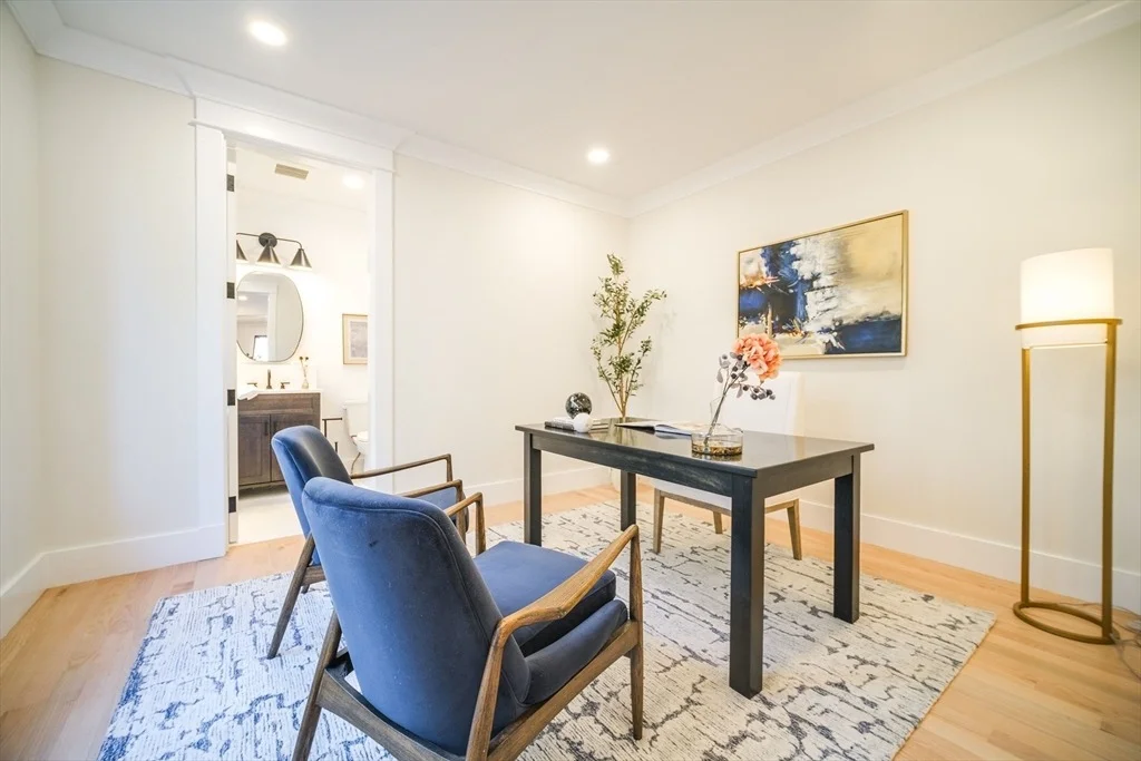 Photo of 6 Newbury Park