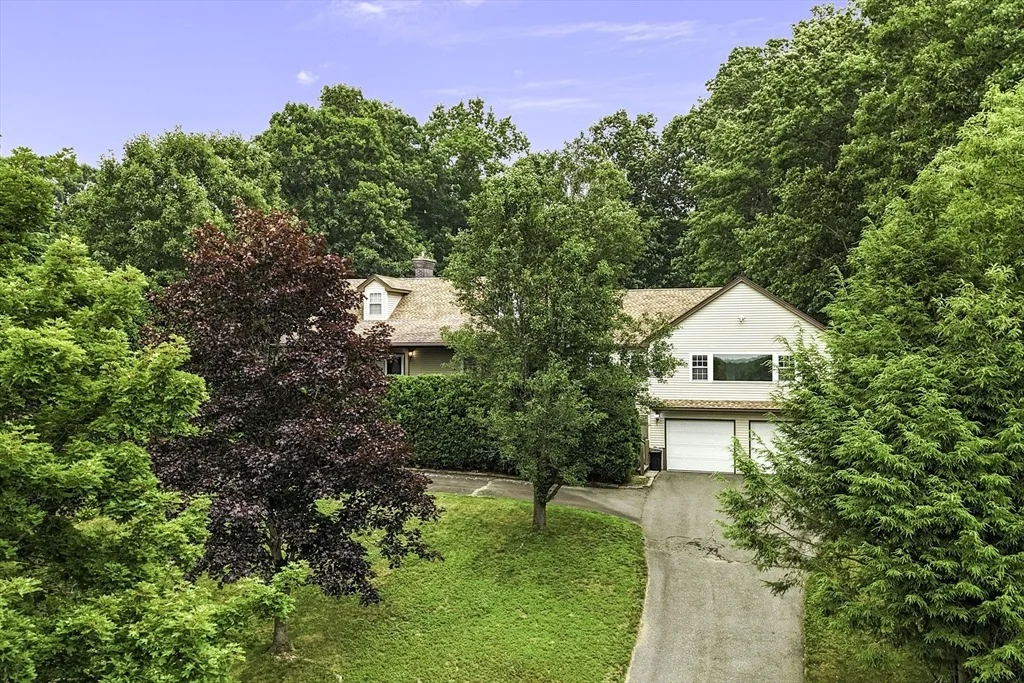 Photo of 7 Margaret Dr
