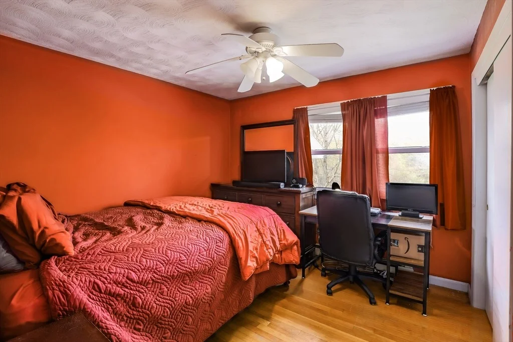 Photo of 6 Lerner Dr