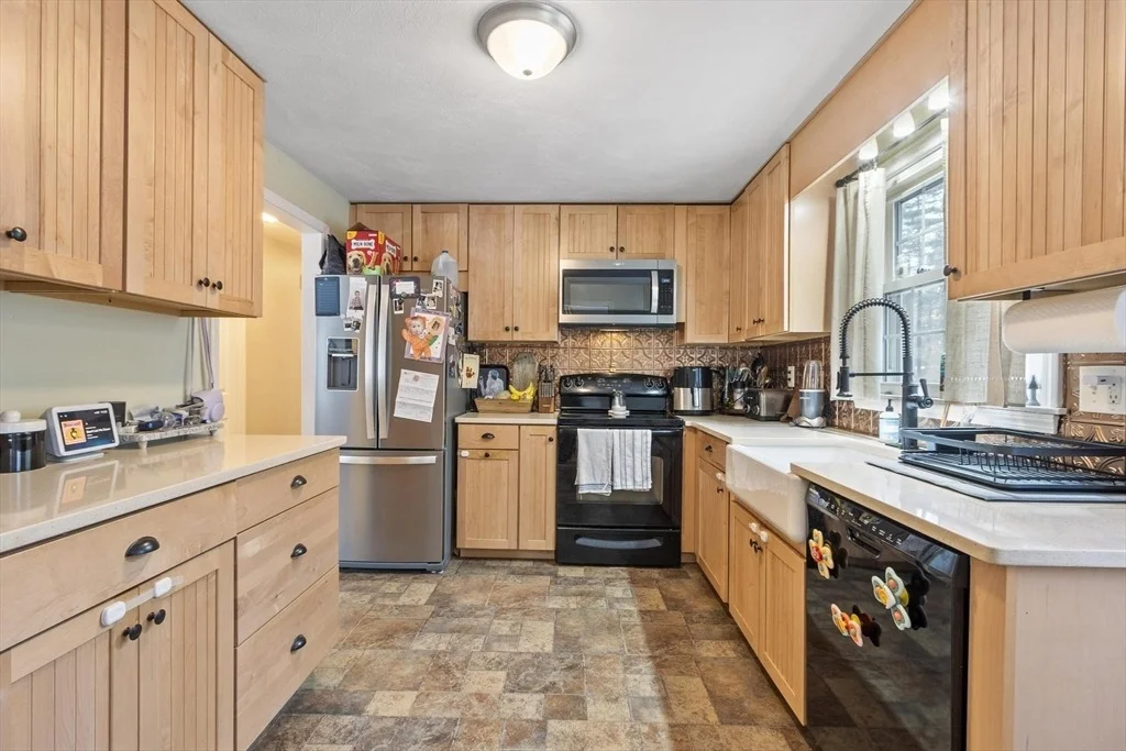 Photo of 9 Birch Ln