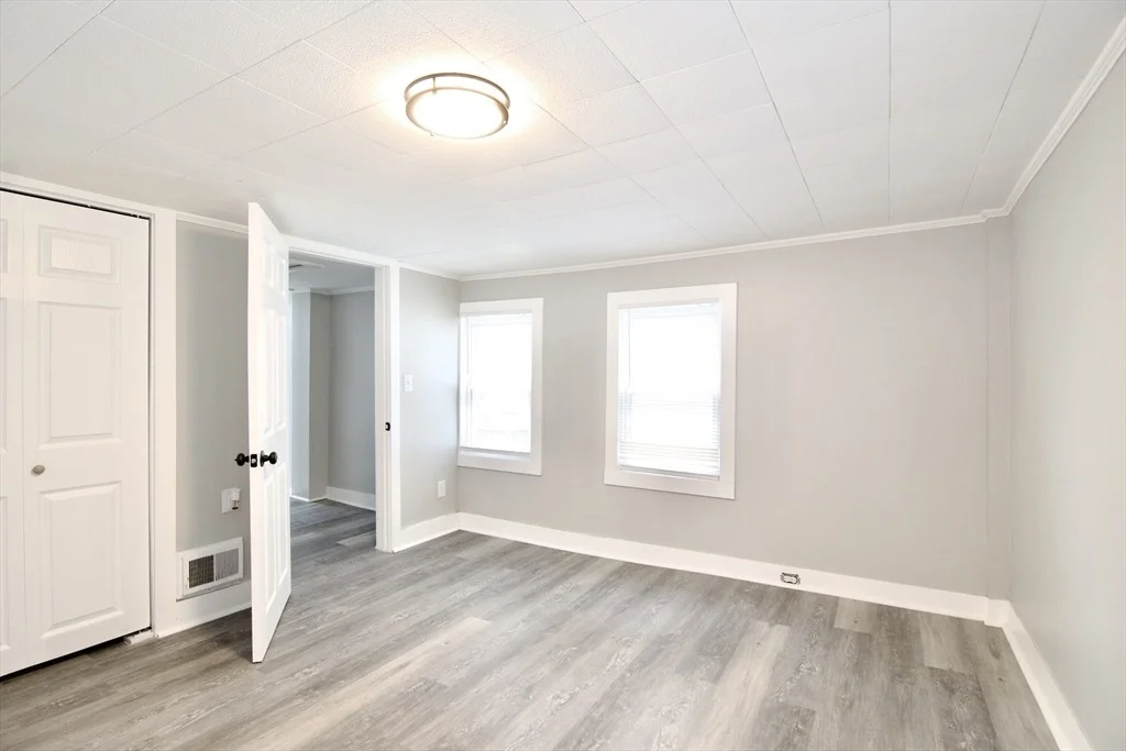 Photo of 25 Spring St