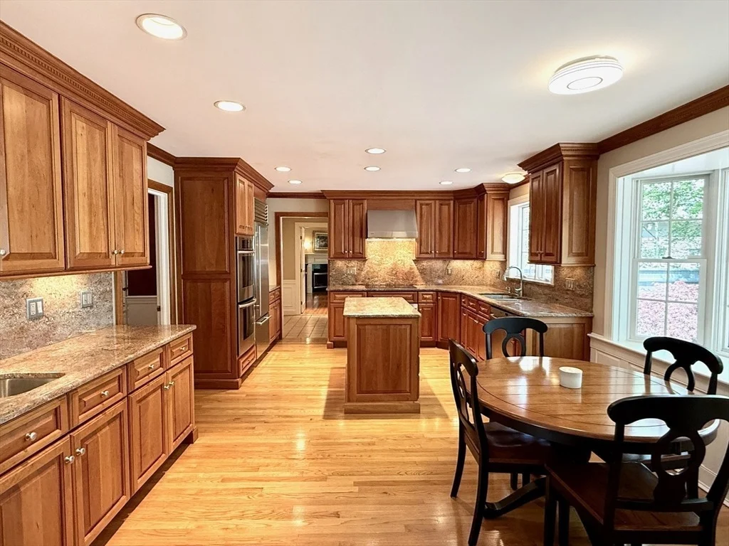 Photo of 2 Liberty Ln