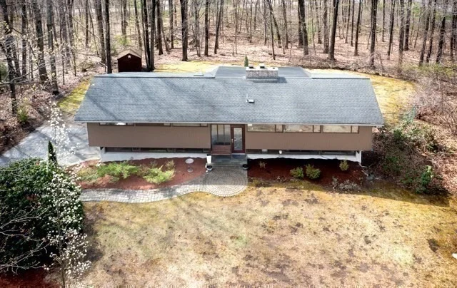 Photo of 9 Hampton Ln