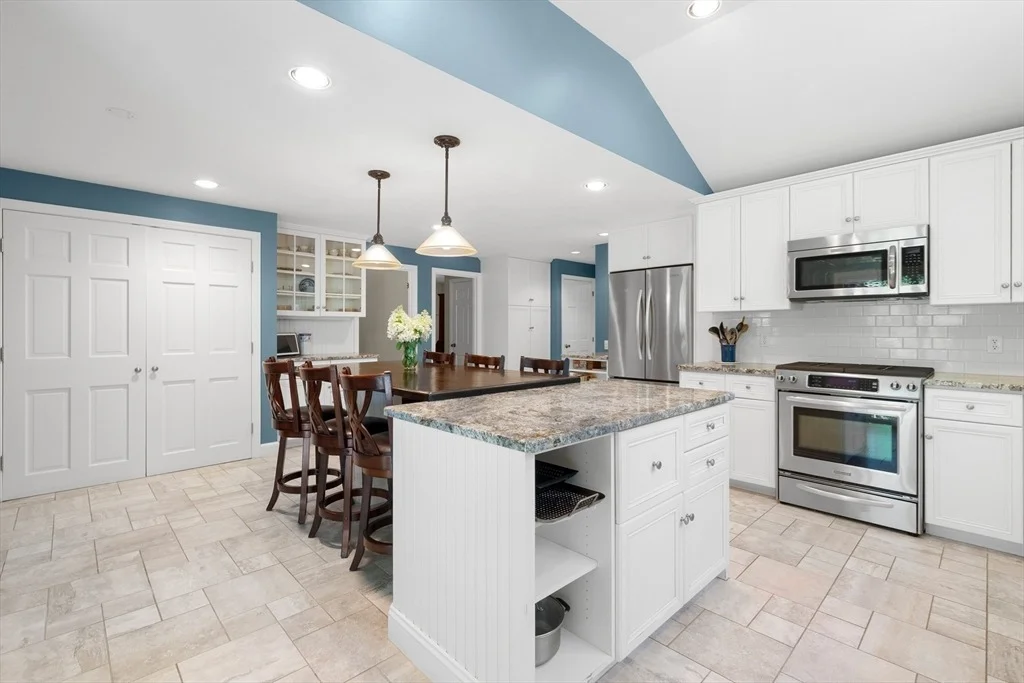 Photo of 32 Towne Ln