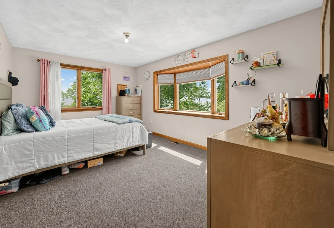 Photo of 7 Balsam Dr