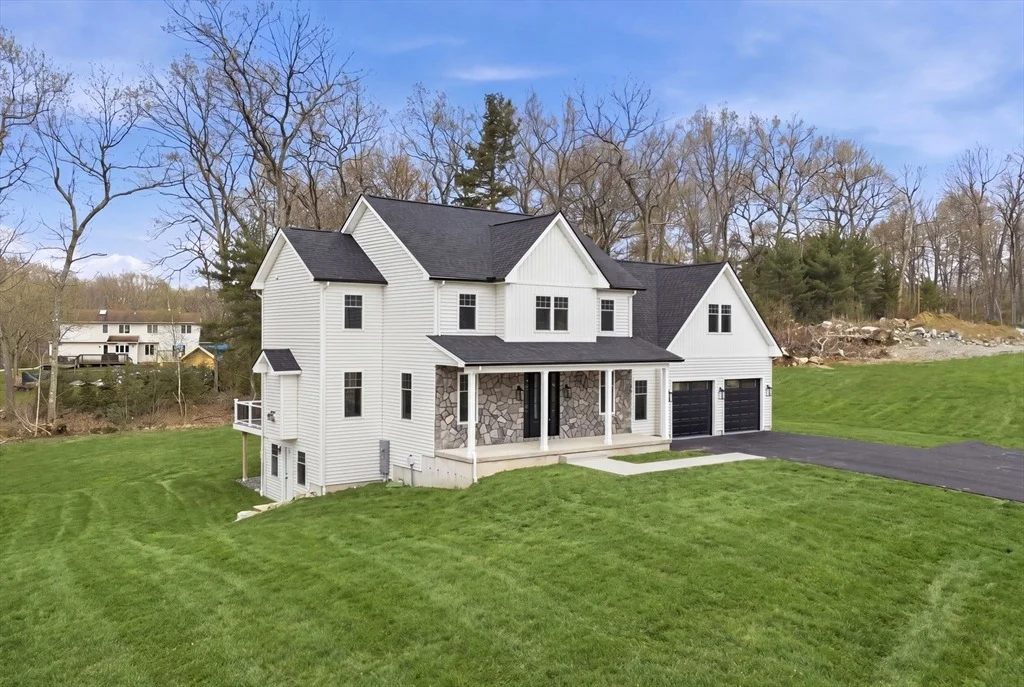 Photo of 49 Balsam Hill Rd