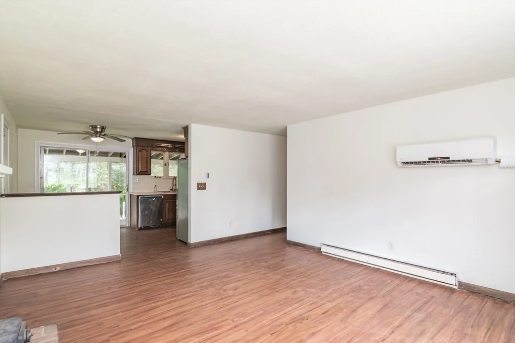 Photo of 88 Autumn Dr