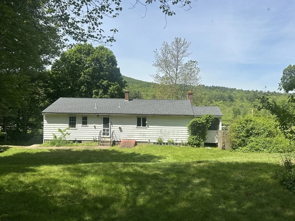 Photo of 189 Scantic Rd.