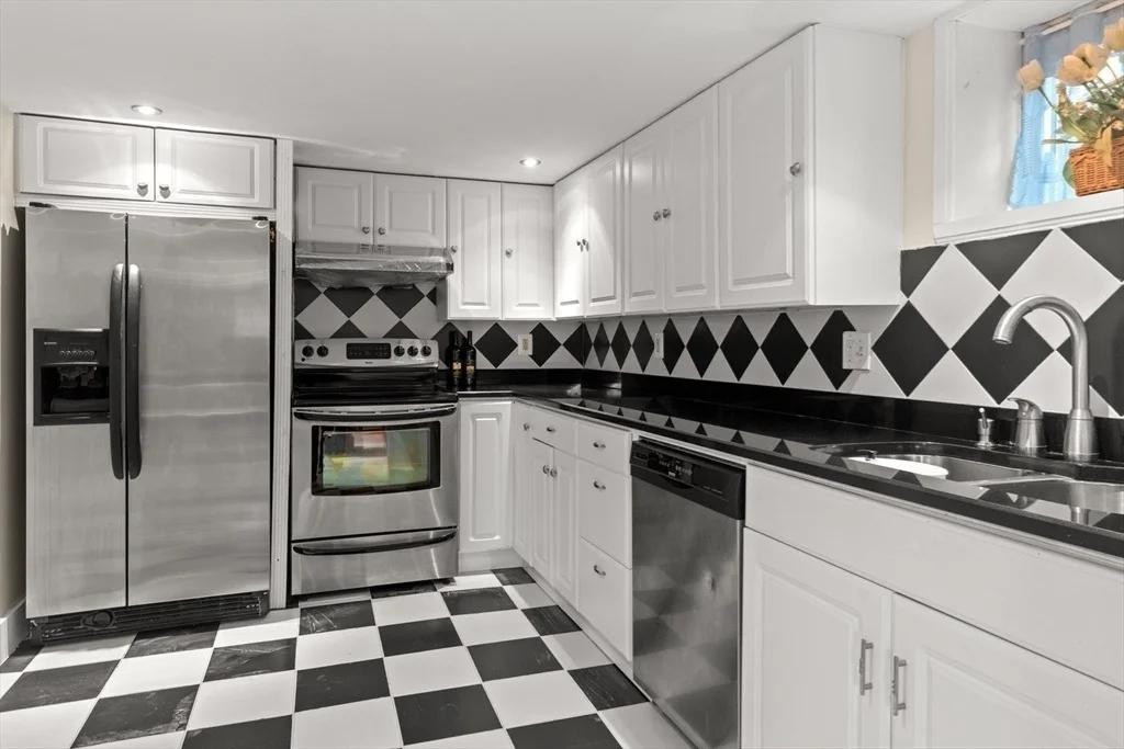Photo of 16 Pearl Rd