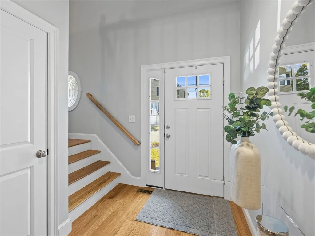 Photo of Unit 301 at 174 Pine St