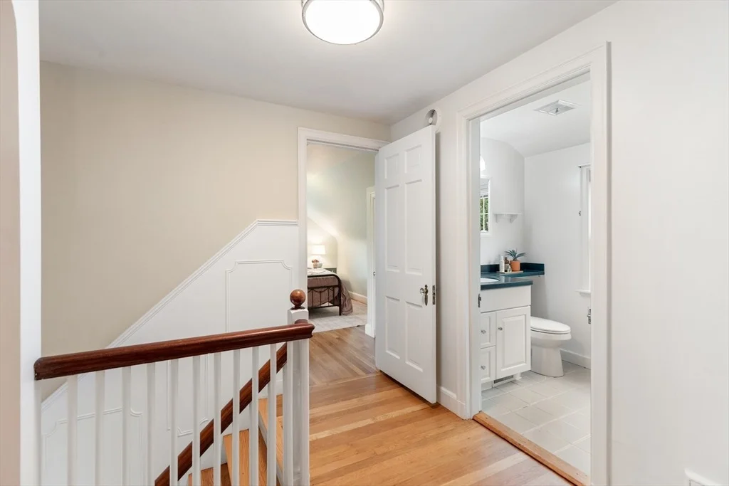 Photo of 19 Colonial Dr