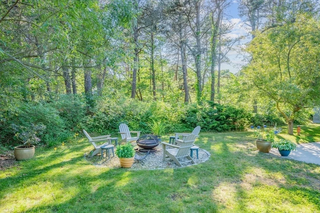 Photo of 295 Cove View Rd