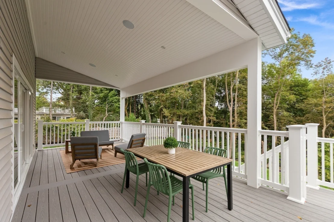 Photo of 472 Summer Avenue