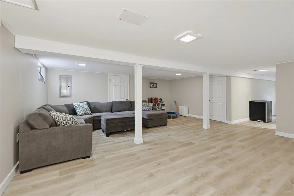 Photo of 7 Haskell Pl