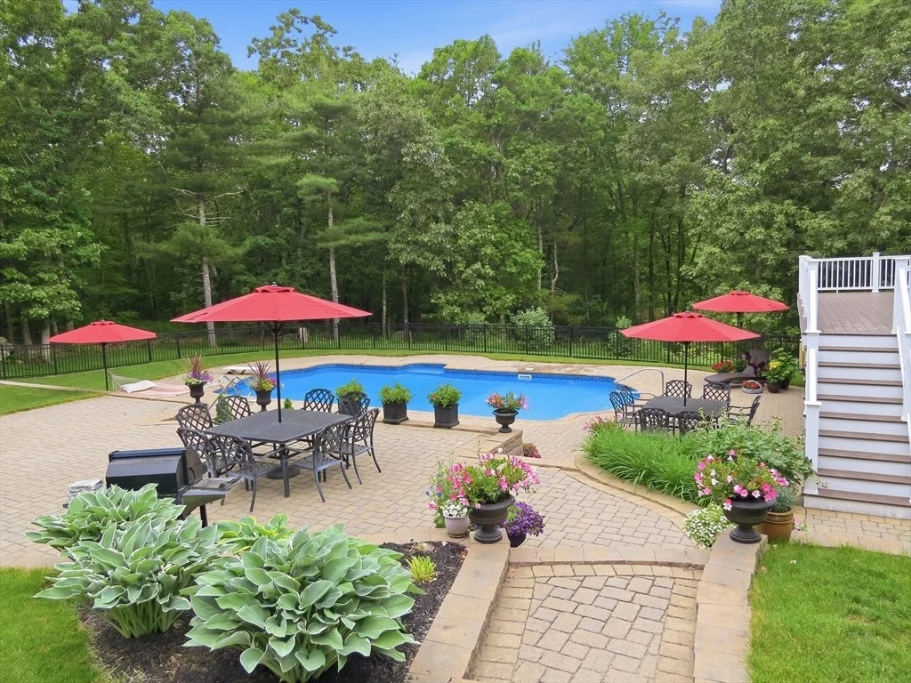 Photo of 10 Briarwood Circle