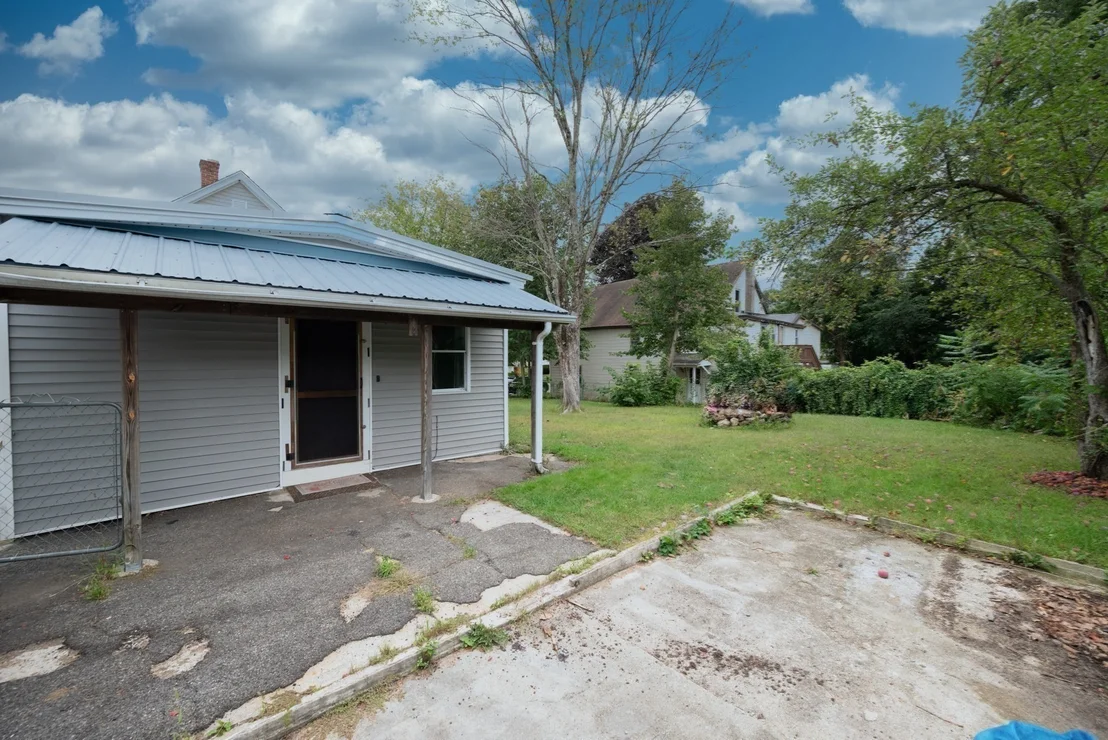 Photo of 119 Everett Ave