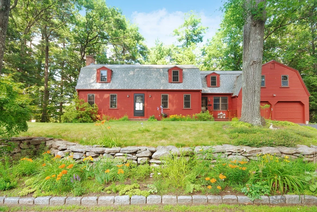 Photo of 46 Tarbell Spring