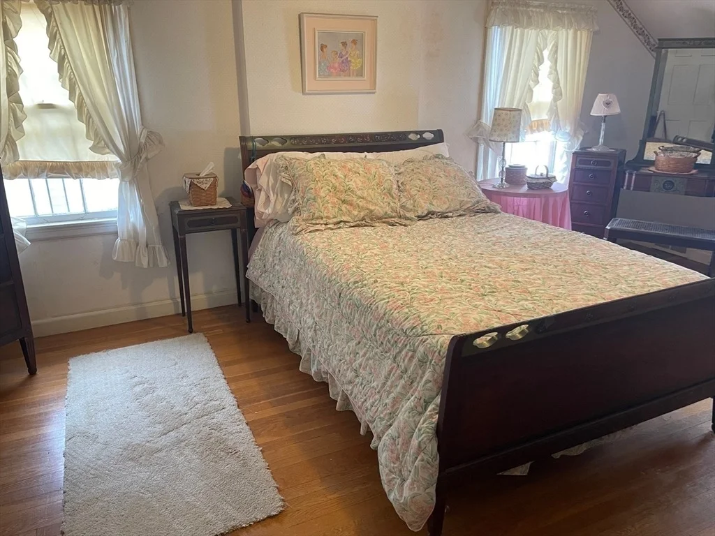 Photo of 157 Gillette Avenue
