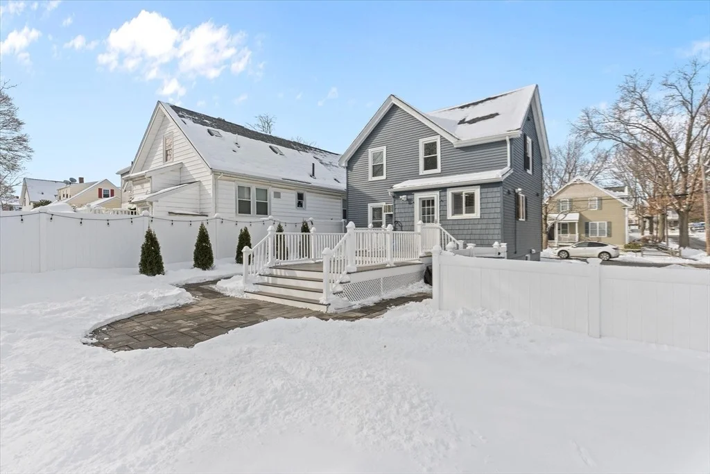 Photo of 39 Perley St