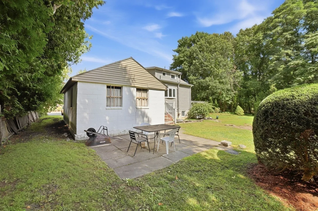 Photo of 550 Sunderland Road