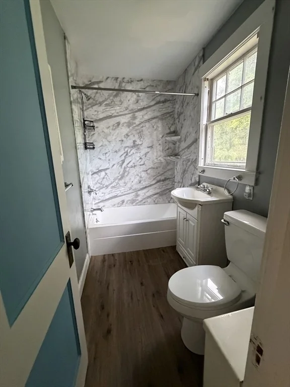 Photo of 48 Columbian Ave