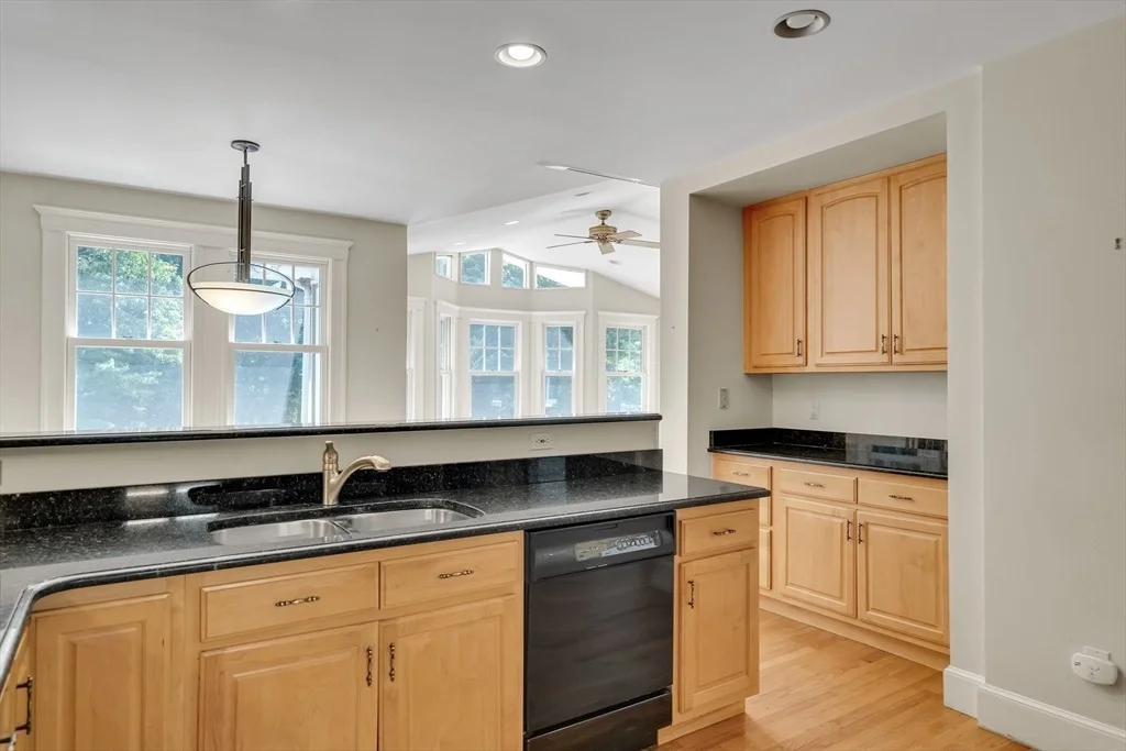 Photo of 31 Maple Street