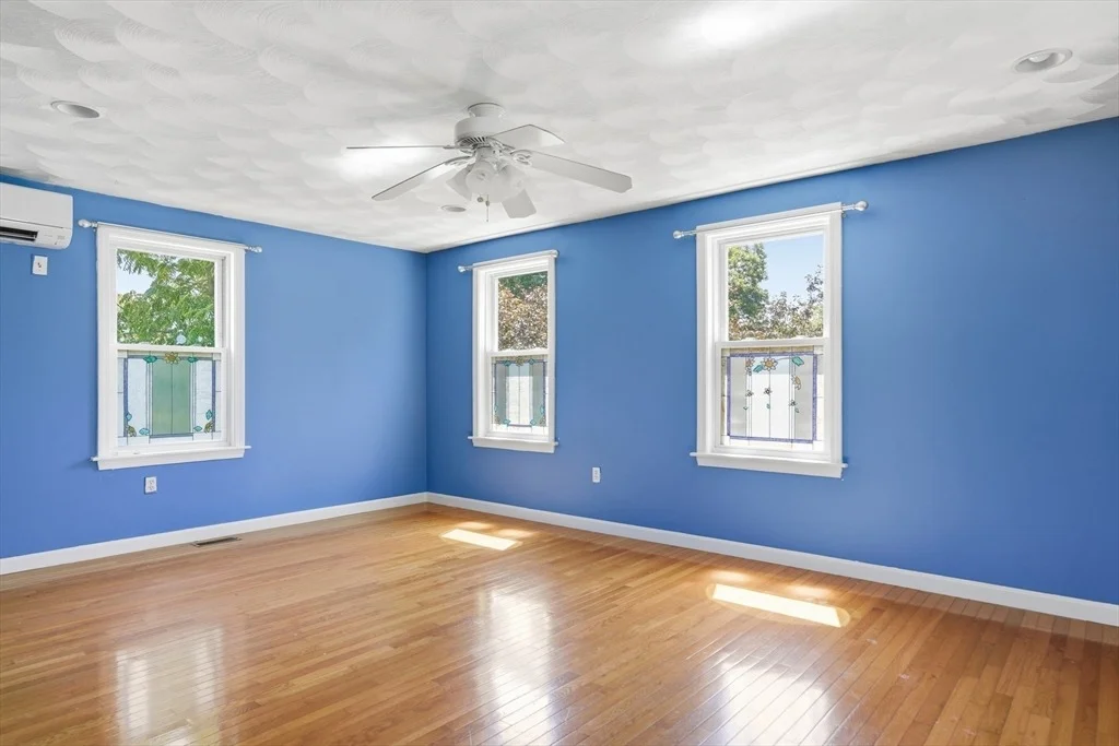 Photo of 7 Sheldon St