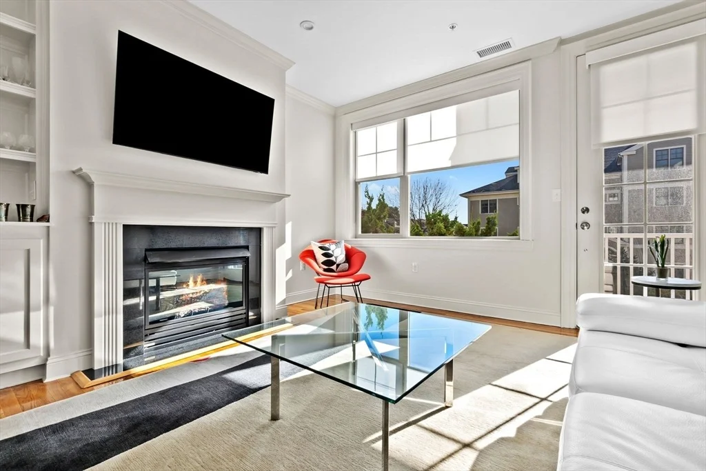 Photo of Unit 208 at 33 Intrepid Cir