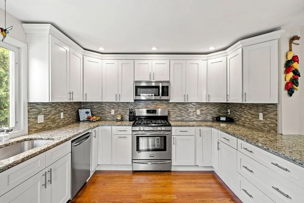Photo of 15 Beacon St
