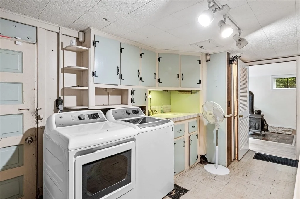 Photo of 452 Lowell