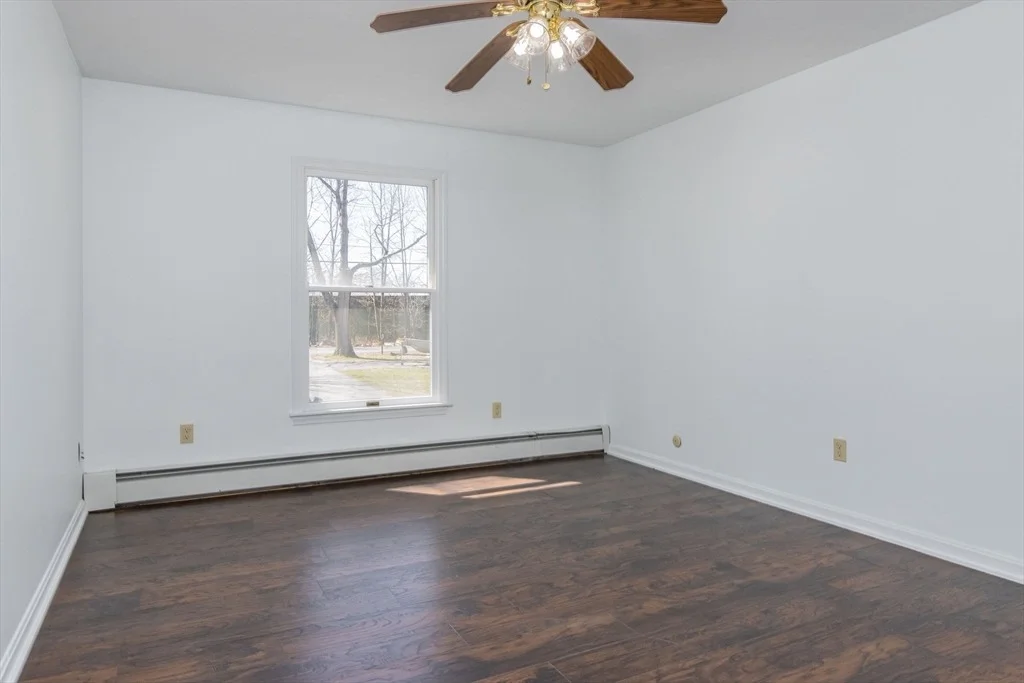 Photo of 106 Knower Rd