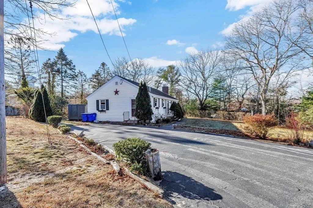 Photo of 48 Maple St