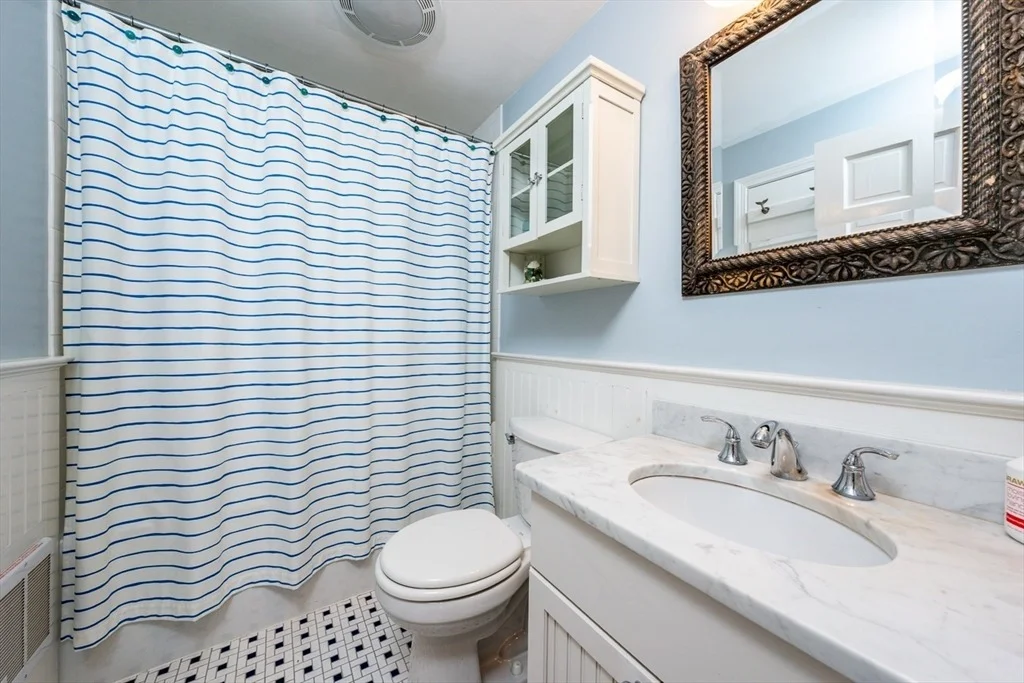 Photo of 220 Lewis Pond Rd